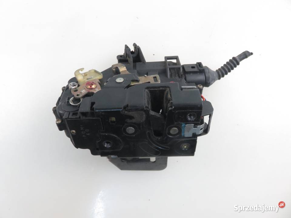 ZAMEK LEWY PRZEDNI AUDI A4 B6 4B1837015G osobowe