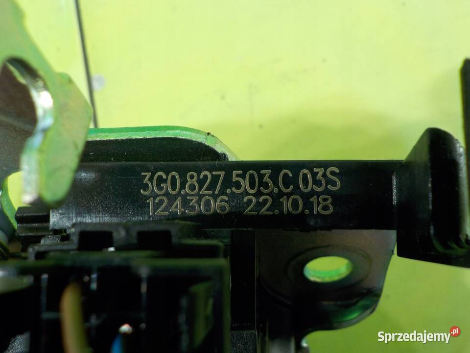 VW PASSAT B8 19r SEDAN 4D zamek klapy tyl Suków