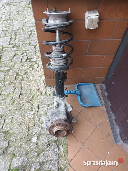 Zwrotnica lewa BMW E 90 Opole sprzedam