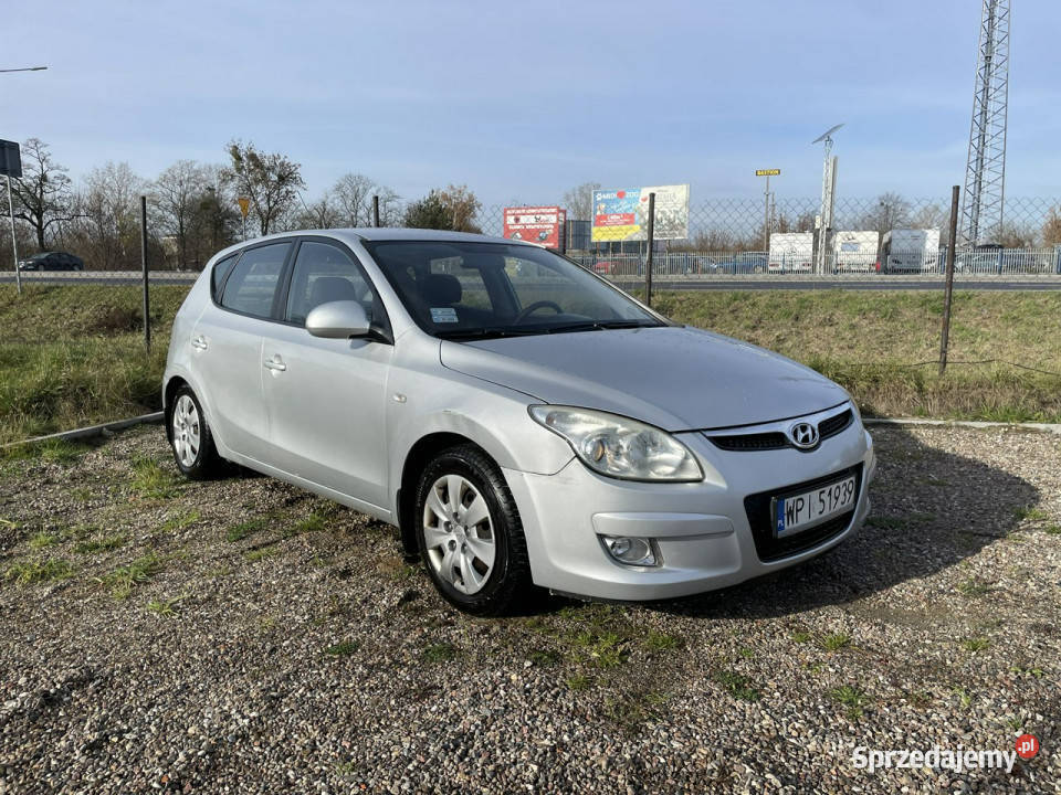 Hyundai i30 16 Benzyna 2007r TanioMożliwa