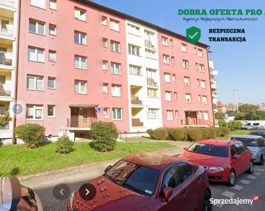 Mieszkanie z balkonem do remontu Rzeźnicka Sprzedaż