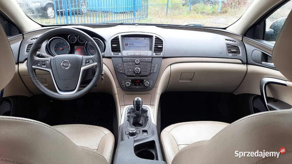 Opel Insignia Sports Tourer 16 Turbo Edition 180 czarny Kraśnik