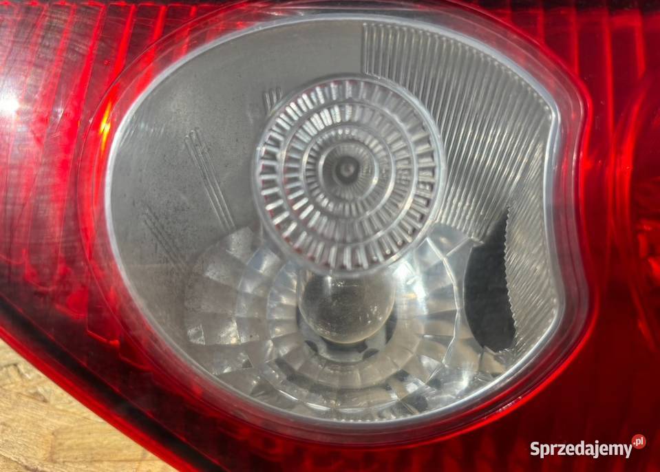 8200419945 Lampa prawa tył RENAULT KANGOO II EU Międzychód