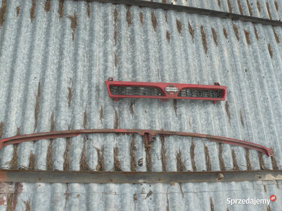 Listwa pod lampy blenda przednia Nissan Sunny Kraków