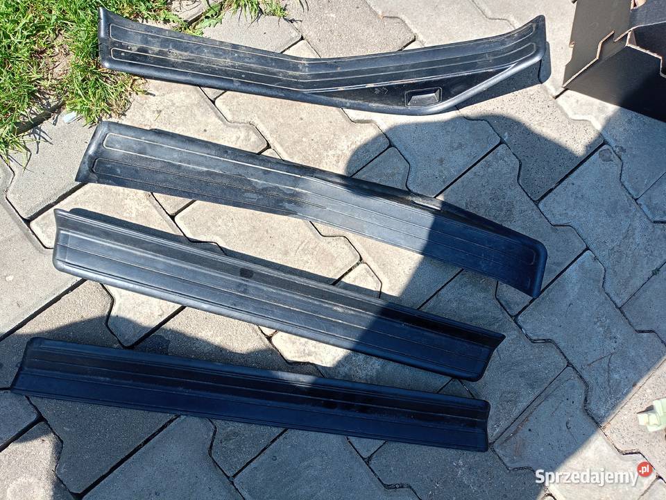 Podstopnice BMW E46 Części Wnętrze BMW E46 Pozostałe Żywiec