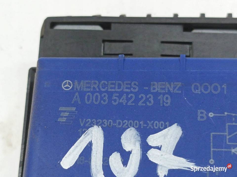 KLEMA PLUS AKUMULATORA A2465401350 A00365422319 Motoryzacja sprzedam