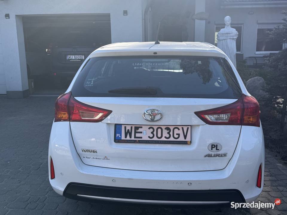 TOYOTA AURIS kombi 14 D salon bezwypadkowy jeden 114000km Auris Warszawa sprzedam