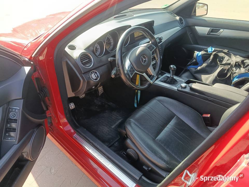 Mercedes w204 lift c250 22 CDI 204 2011r manualna Motoryzacja