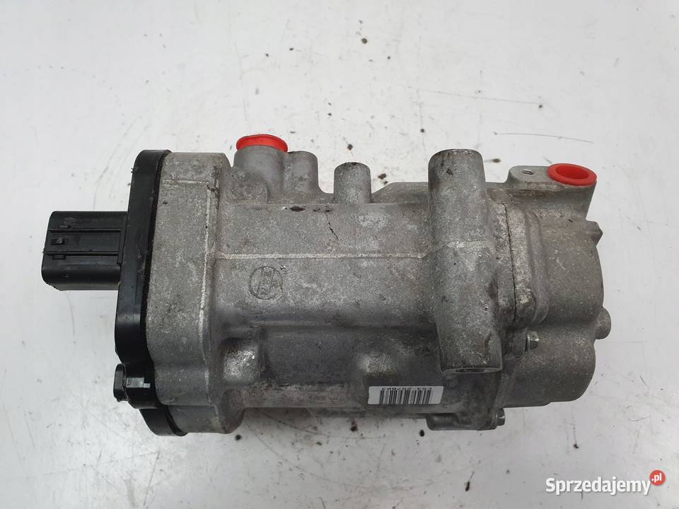 SPRĘŻARKA KLIMATYZACJI Toyota Corolla E21 Chełm