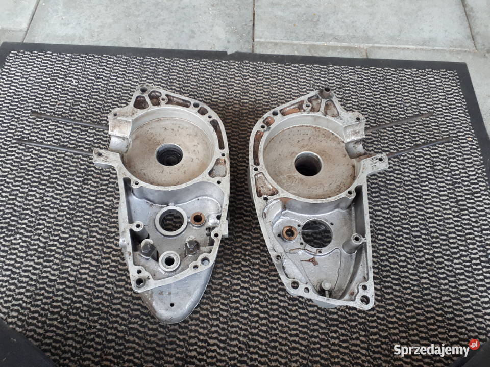 Połówki kratery silnika WSK wfm głęboki zapłon Pozostałe Rzeszów