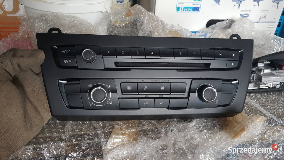 BMW F20 radio
