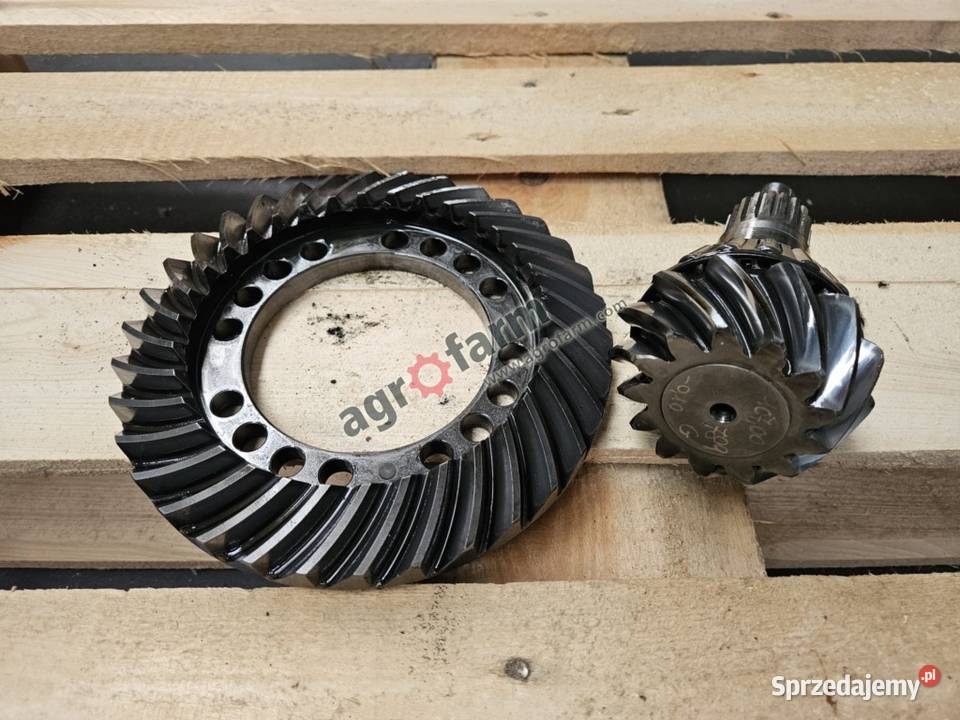 Wałek atakukoło Z13x34 FWD John Deere 6320 6420 Układ kierowniczy i oś przednia dolnośląskie Byków