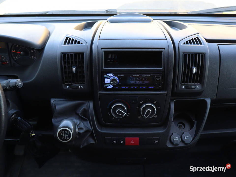 Peugeot Boxer 20 BlueHDi pełny VAT sprzedam