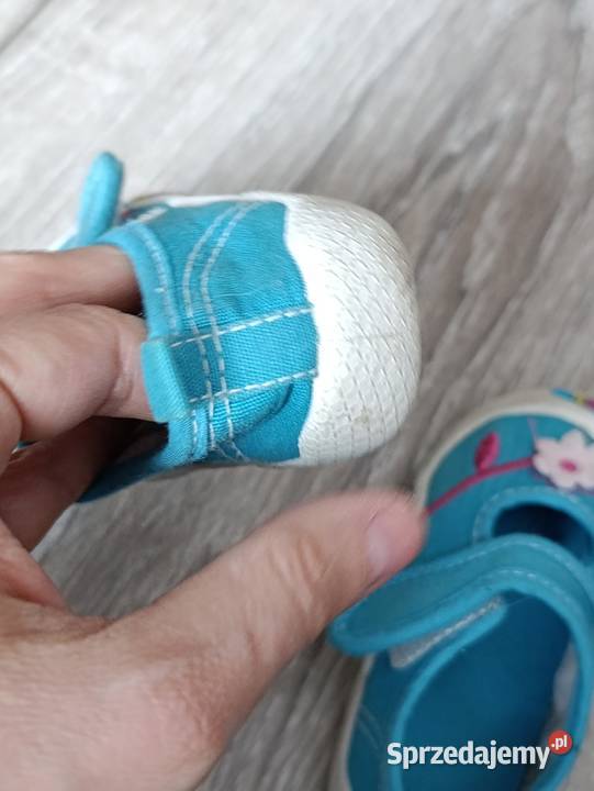 kapcie buty dziewczęce rozmiar 20 długość dziewczynka Poznań