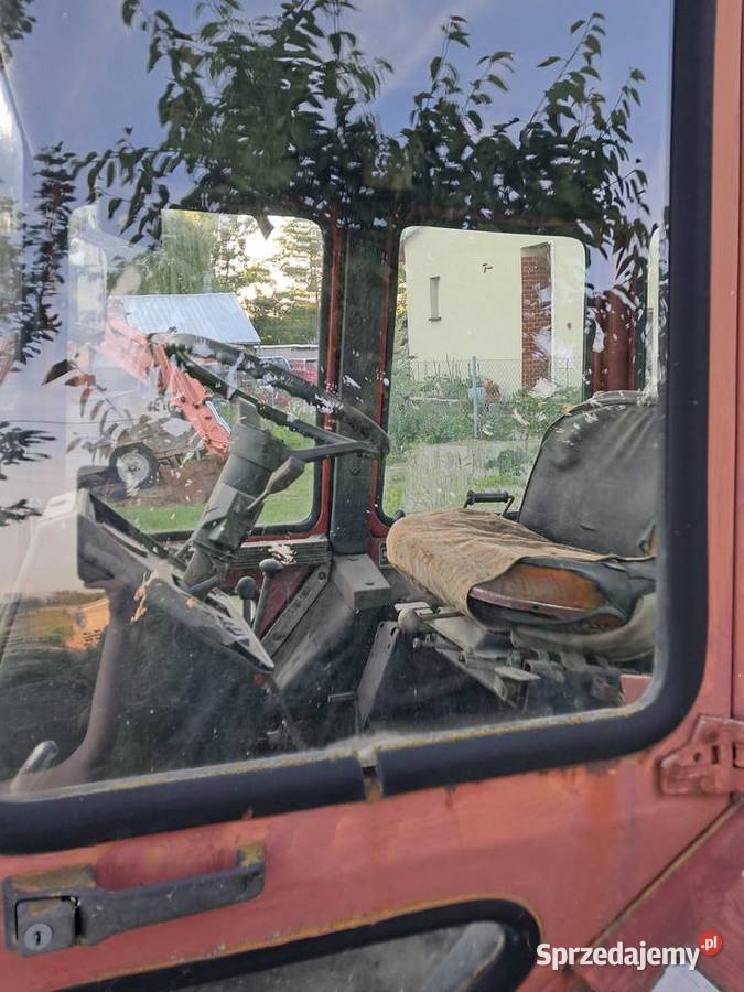 Koparkoładowarka BIAŁORUŚ MTZ EO2621 MTZ
