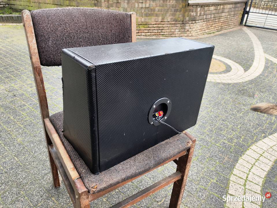 Skrzynia basowa bassowa tuba Rockford Fosgate Głośniki Niegowonice