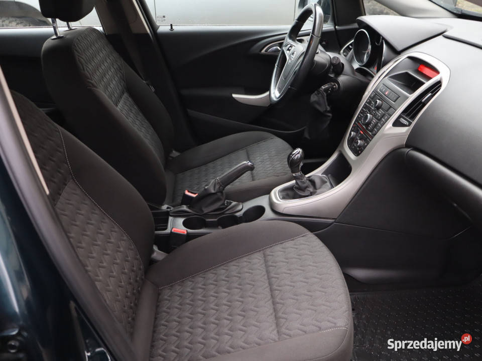 Opel Astra 14 16V 74KM Astra Katowice