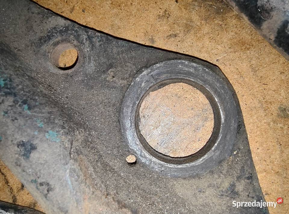 Półka przedniego zawieszenia M72 Leszno