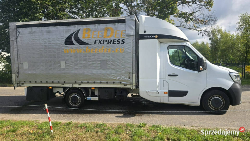 Renault Master Twin Cab 2023r Pali Jeździ pełny VAT Karczew sprzedam