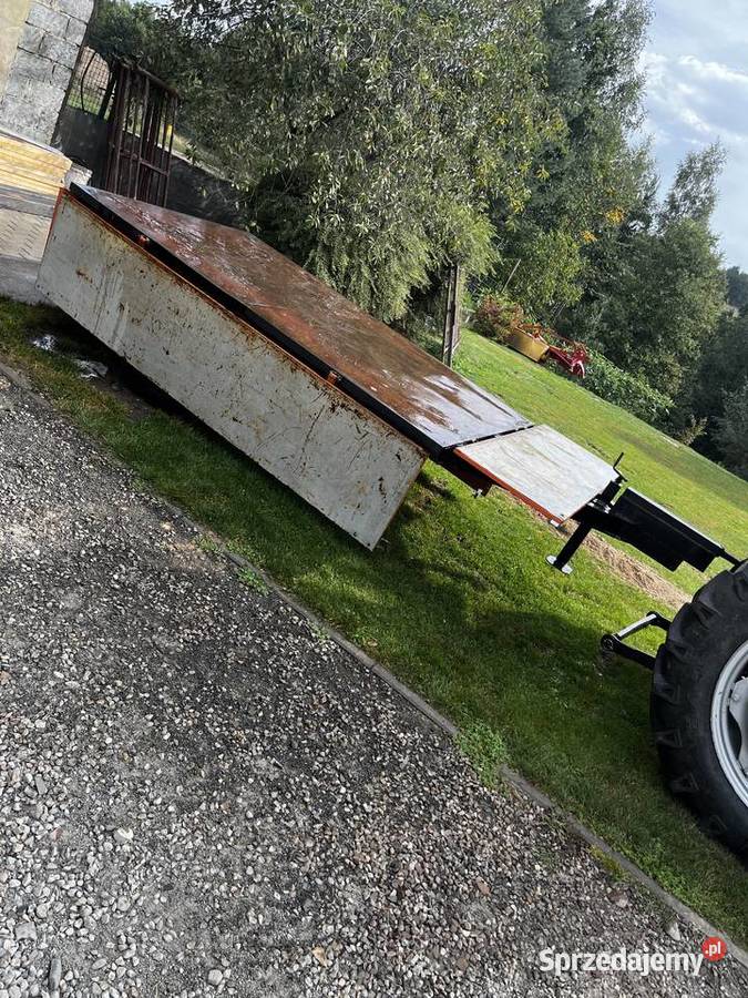 Przyczepa rolnicza sztywna