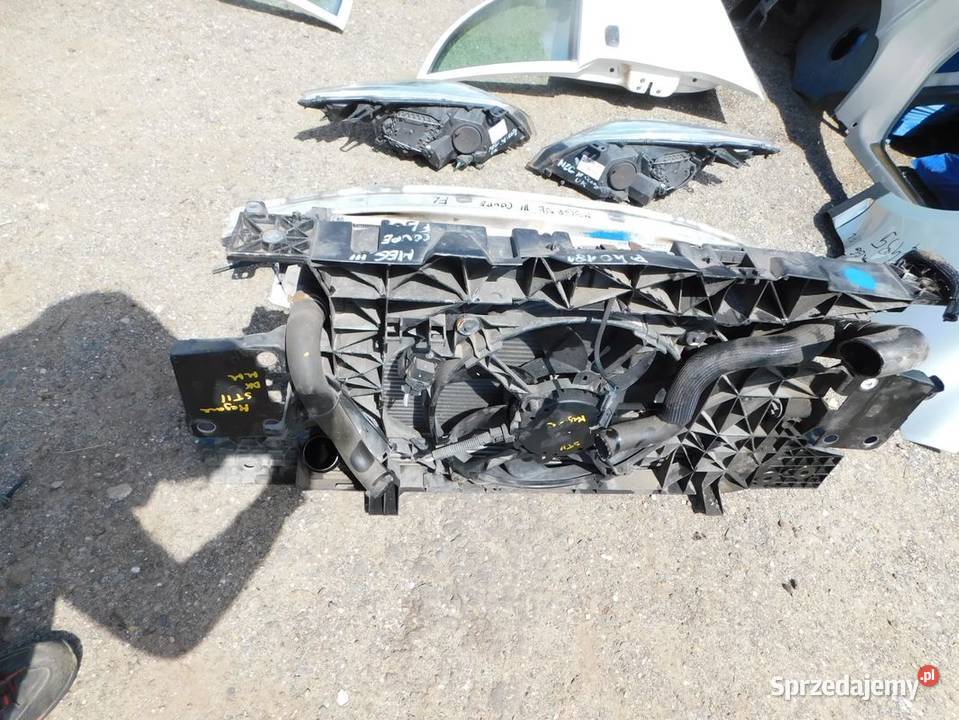 megane III coupe FL LIFT pas przedni 15 DCI osobowe Żory sprzedam