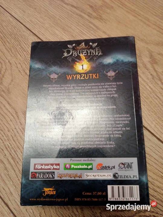 John Flanagan Drużyna Wyrzutki 1 wielkopolskie Nagradowice