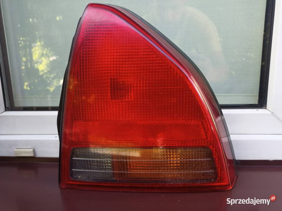 Honda Prelude IV 4 gen lampa tył tylna prawa Sieradz