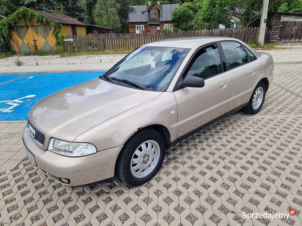 Audi A4 B5 1999r Lift 16 Benzyna Klima nieuszkodzony Starachowice