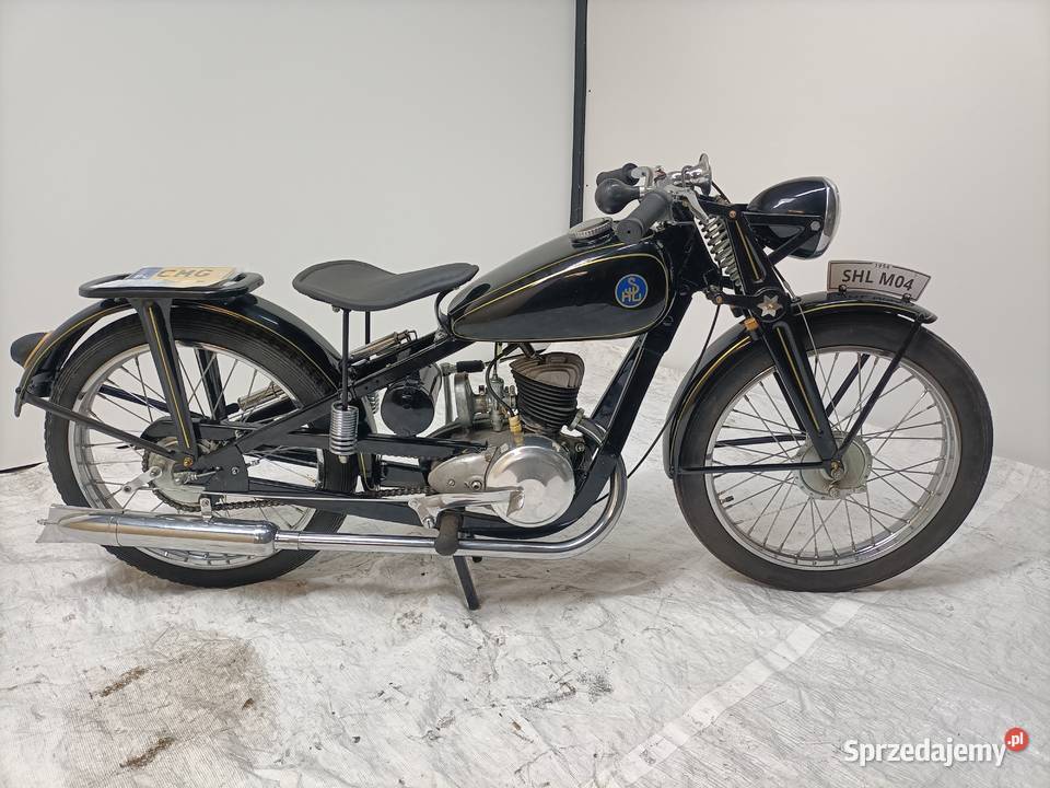 SHL M04 Zarejestrowana Padniewko