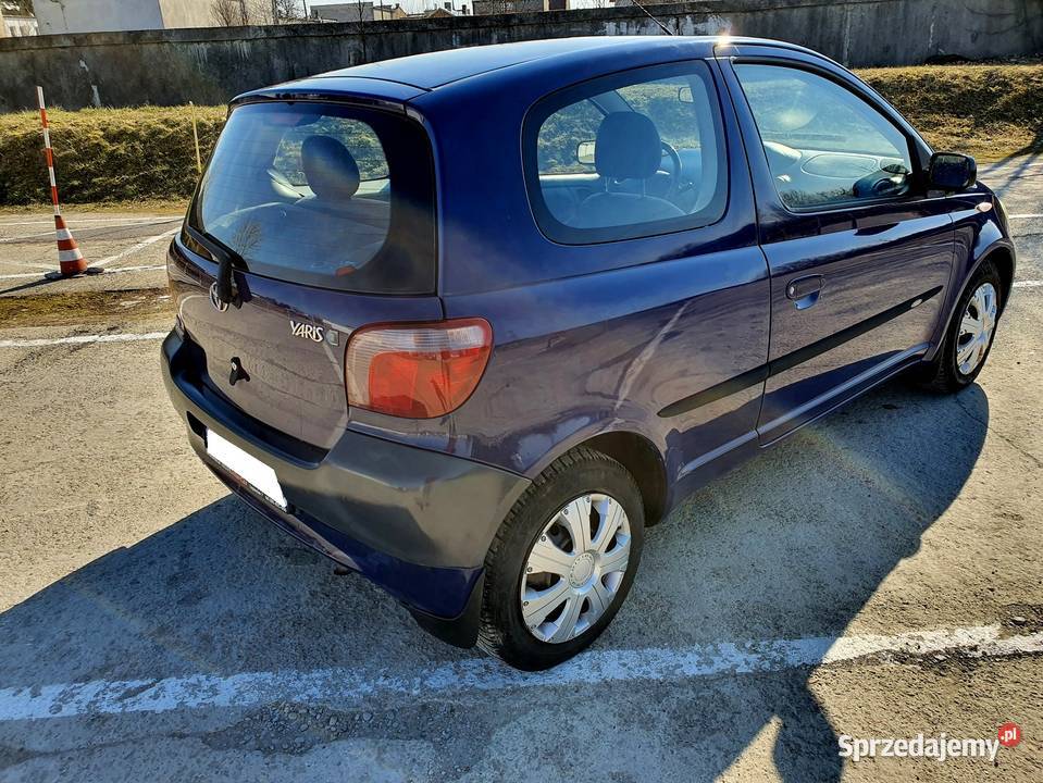 Toyota Yaris 10 LPG 2000R Wspomaganie Stan Yaris Jasło sprzedam