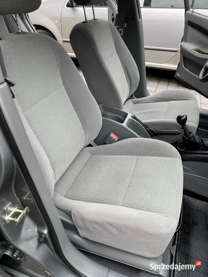 Salonowy bezwypadkowy Chevrolet Lacetti 2010 14 Marki