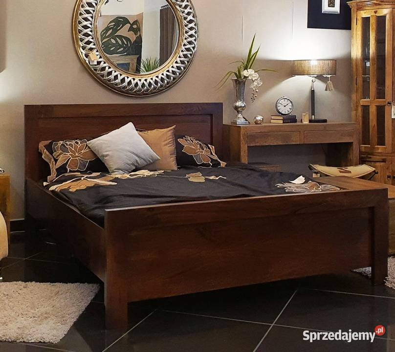 Minimalistyczne drewniane brązowe łóżko 140x200 z mango