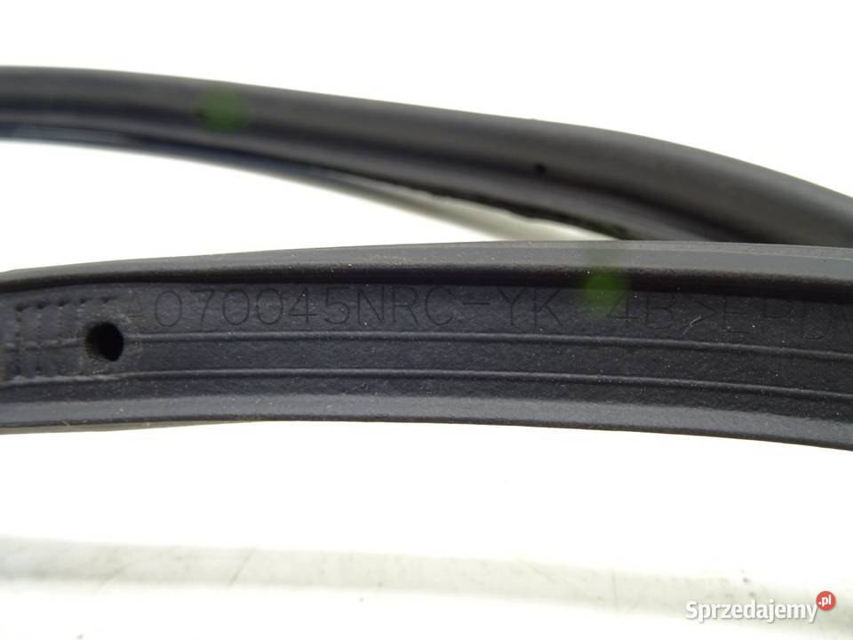 USZCZELKA DRZWI LEWA LEXUS RC SportowyCoupe