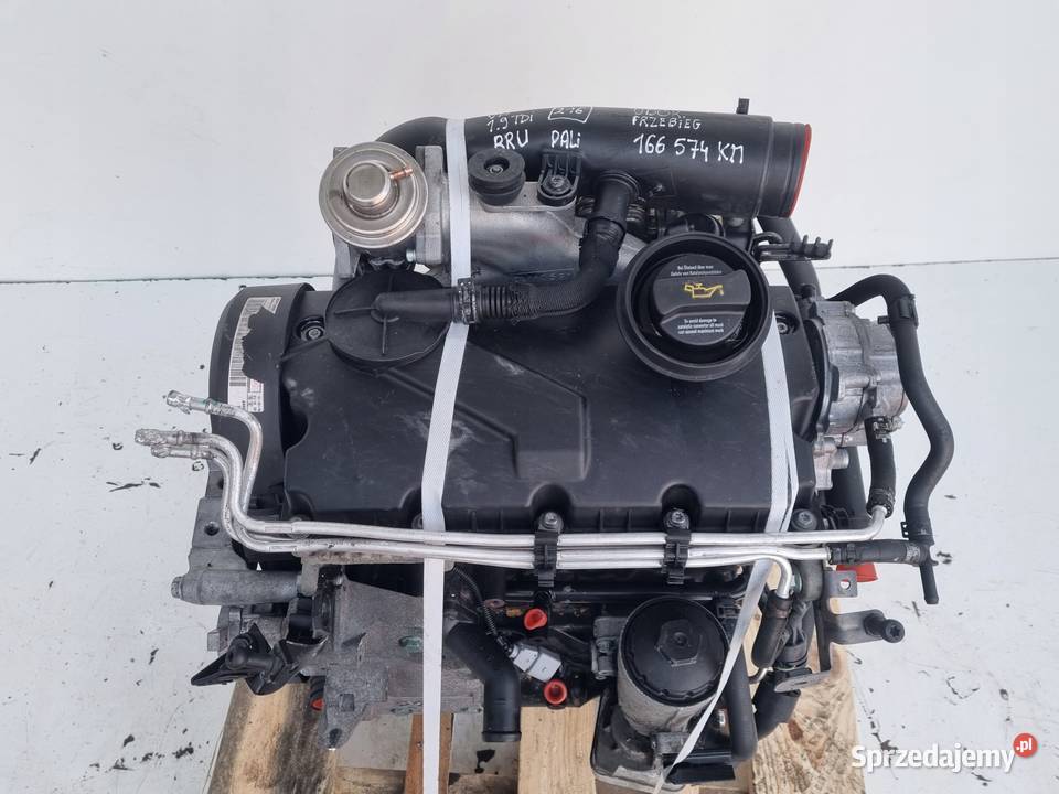 SILNIK KOMPLET VW Golf V 19 TDI 90 Janów