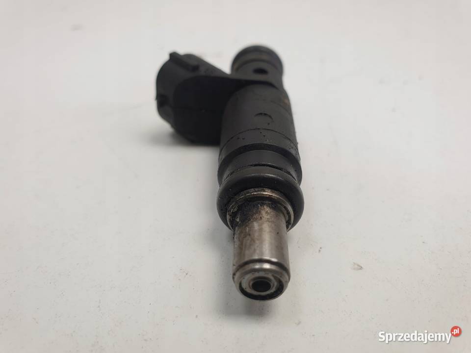 WTRYSKIWACZ VW Passat B5 FL 20 B 4262C01774 osobowe Chełm