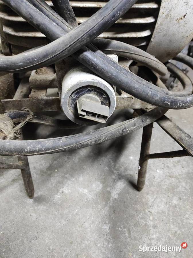 Silnik siłowy 11 kw Tanio podkarpackie Wielkie Oczy sprzedam