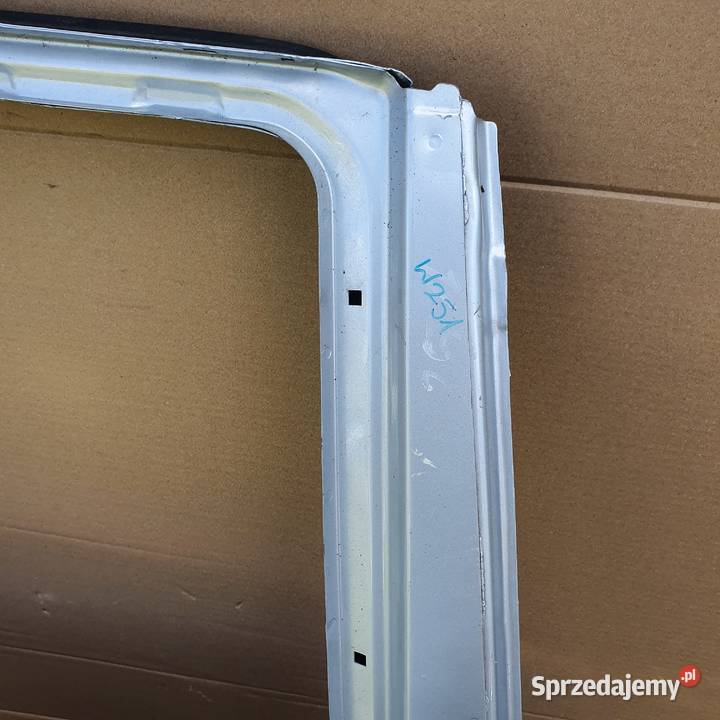 MERCEDES RKLASA W251 DRZWI PRAWY TYŁ PRAWE TYLNE części blacharskie Trzciel