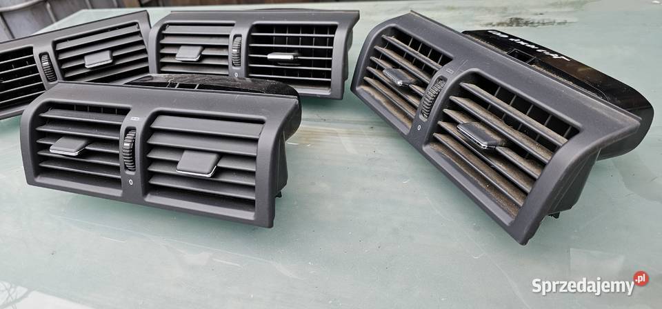 Kratka nawiewu środkowa mercedes w210 2108301554 wielkopolskie Zbąszyń