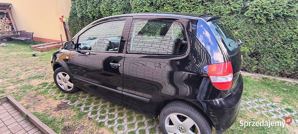 Volkswagen Fox 2005 14 benzyna czarny Żyrardów
