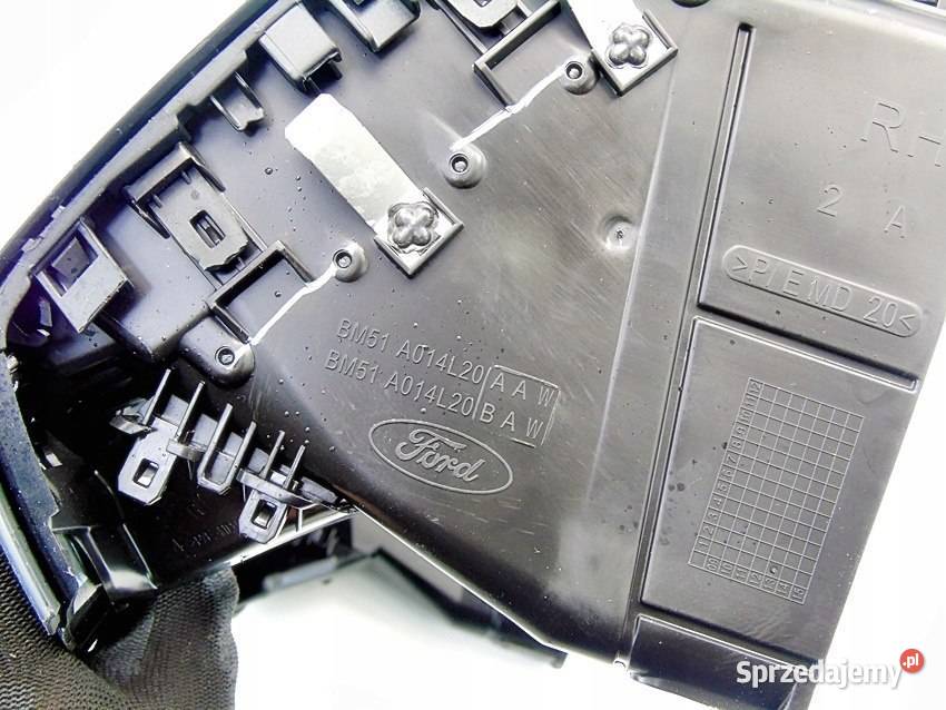 PANEL ŚRODKOWY RADIA FOCUS 3 KOMBI BM51A014L21 Pozostałe śląskie Sosnowiec