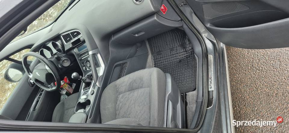 Peugeot 3008 2013 r 16 hdi 115 koni dużym Zamość