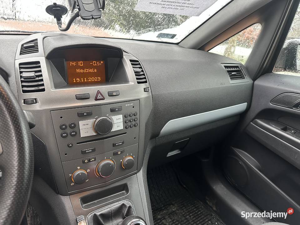 Sprzedam Opla Zafirę Opel Przedbórz
