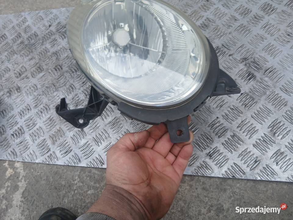 Lampa prawa przednia Nissan Micra K12 III EU