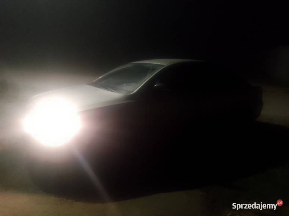 Avensis Toyota diesel samochód osobowy Motoryzacja sprzedam