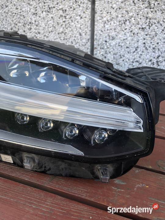 Volvo XC90 II reflektor prawy przód LED EU Oświetlenie Kozy