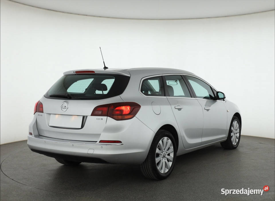 Opel Astra 17 CDTI światła przeciwmgielne Astra Piaseczno