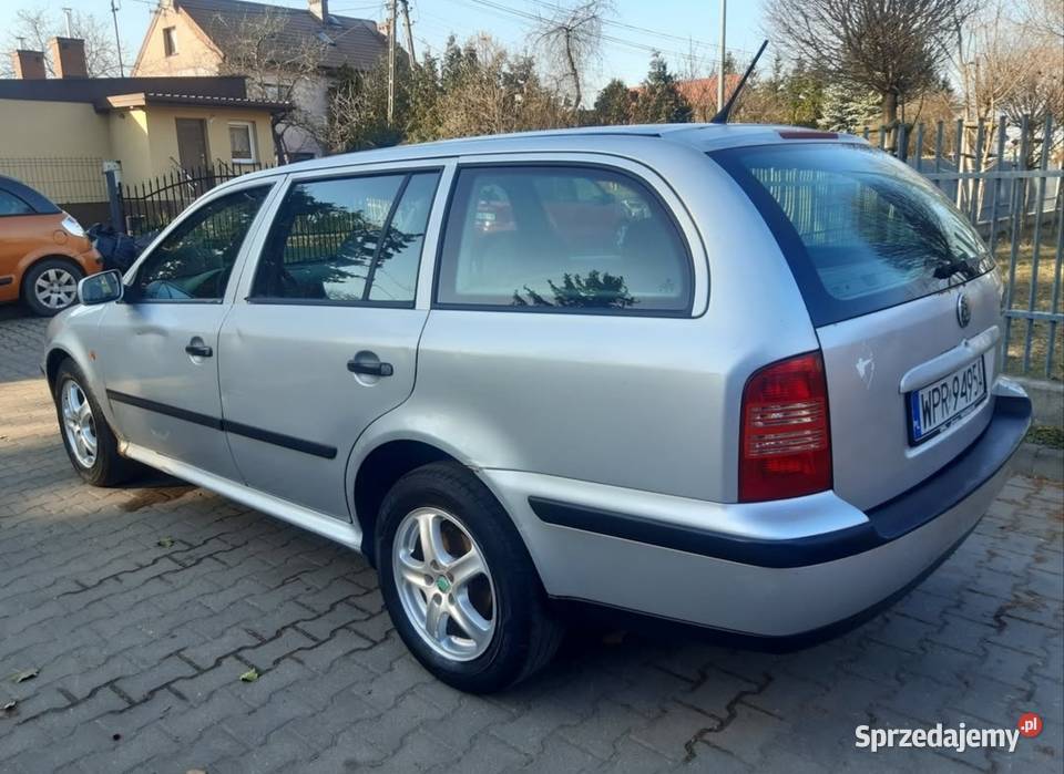 Szkoda octavia Warszawa sprzedam