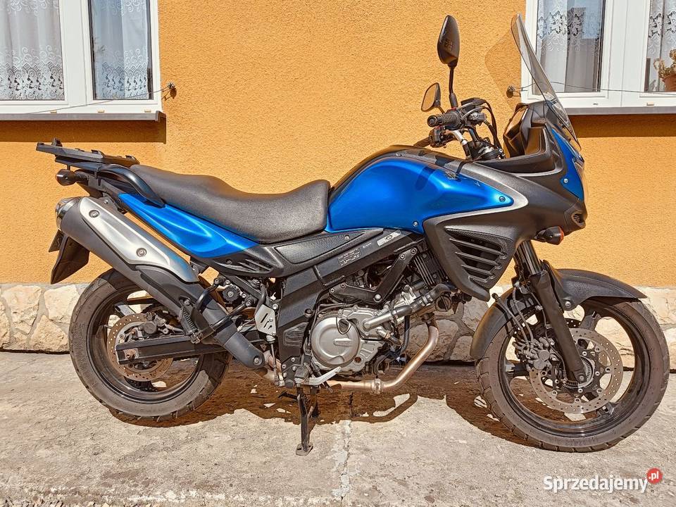Suzuki DL 650 vstom w Varadero 125