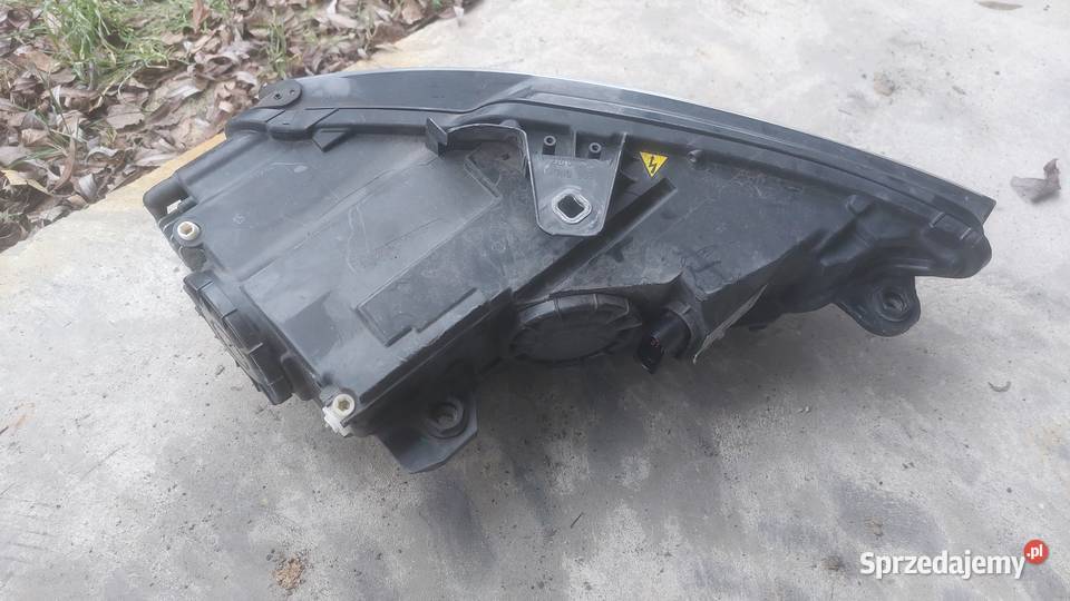 AUDI A3 8V0 LAMPA LEWA PRZÓD PRZEDNIA Iwanowice