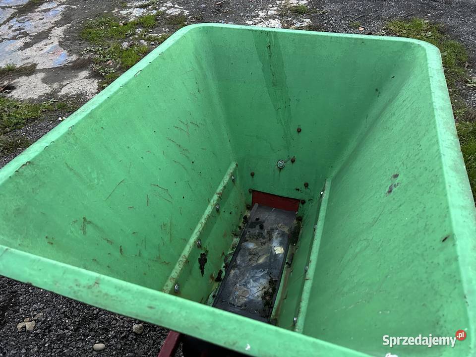 Rozsiewacz nawozów rozsiewacz motyl 400 nieuszkodzony Nowy Sącz sprzedam